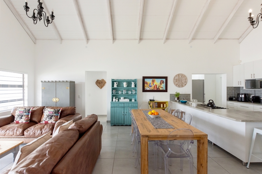 3 Bedroom Property for Sale in Britannia Bay Western Cape